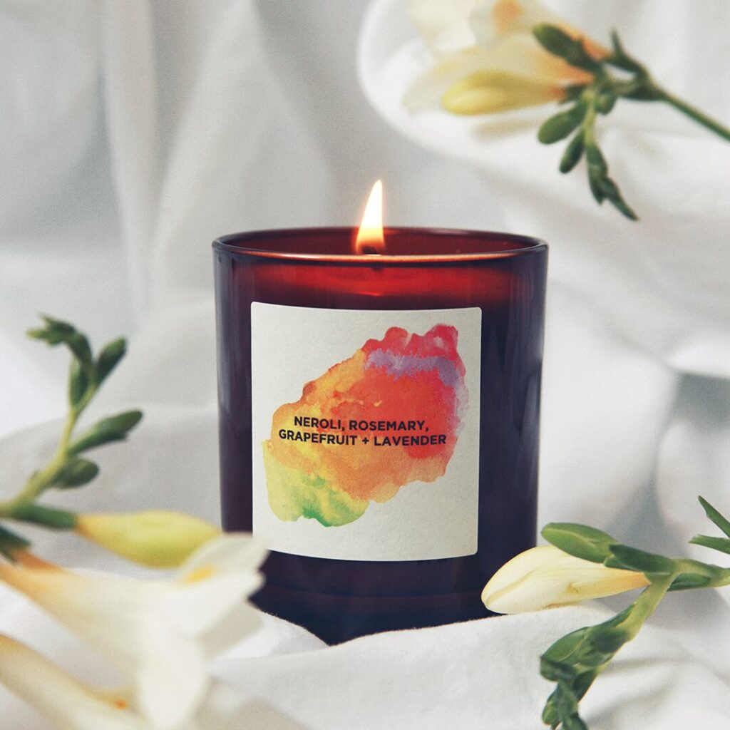 Amber glass candle: Neroli - 300ml